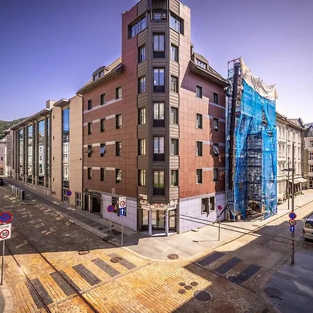 Apartment In The Middle Of